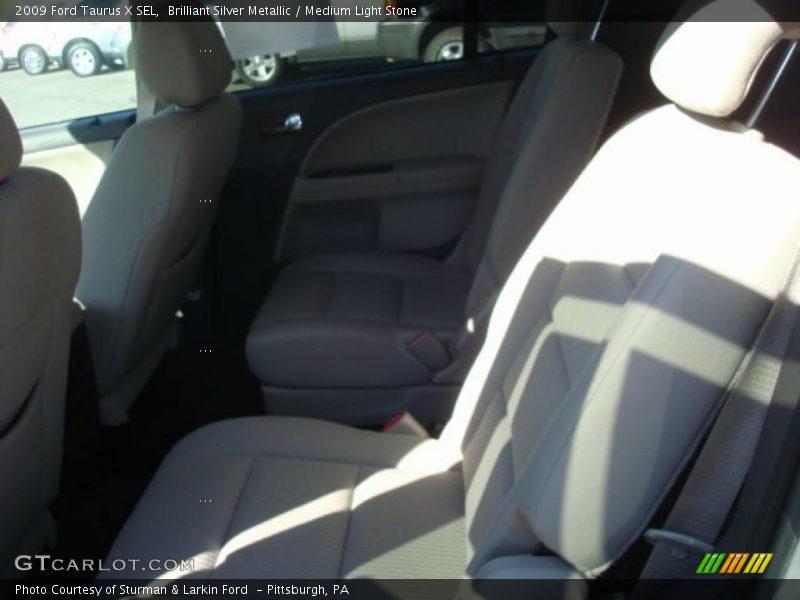 Brilliant Silver Metallic / Medium Light Stone 2009 Ford Taurus X SEL