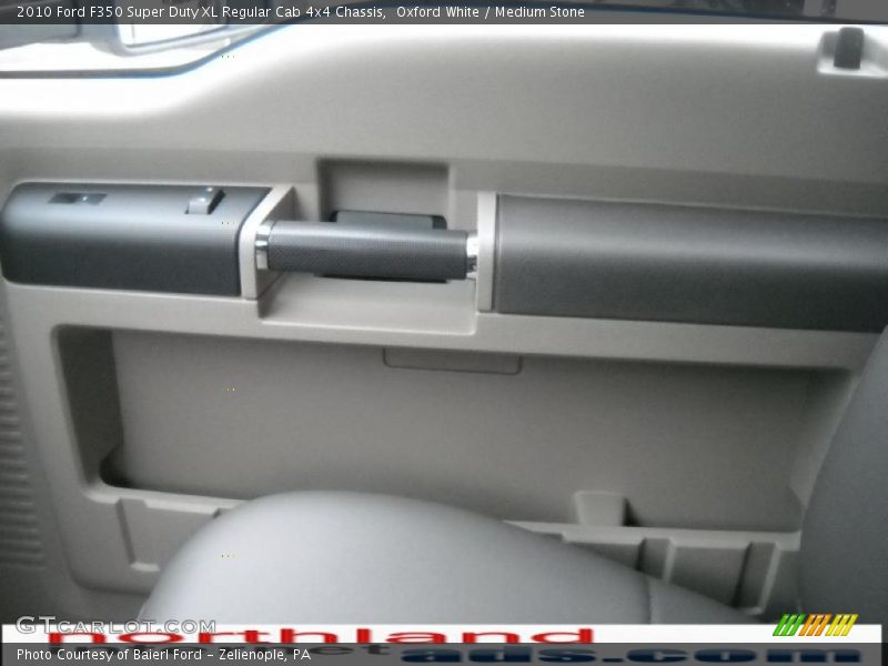 Oxford White / Medium Stone 2010 Ford F350 Super Duty XL Regular Cab 4x4 Chassis