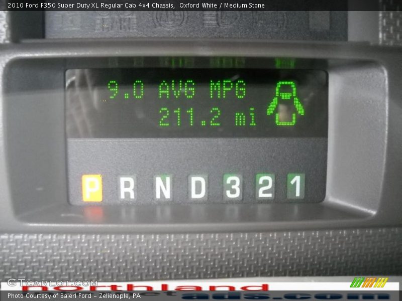 Oxford White / Medium Stone 2010 Ford F350 Super Duty XL Regular Cab 4x4 Chassis