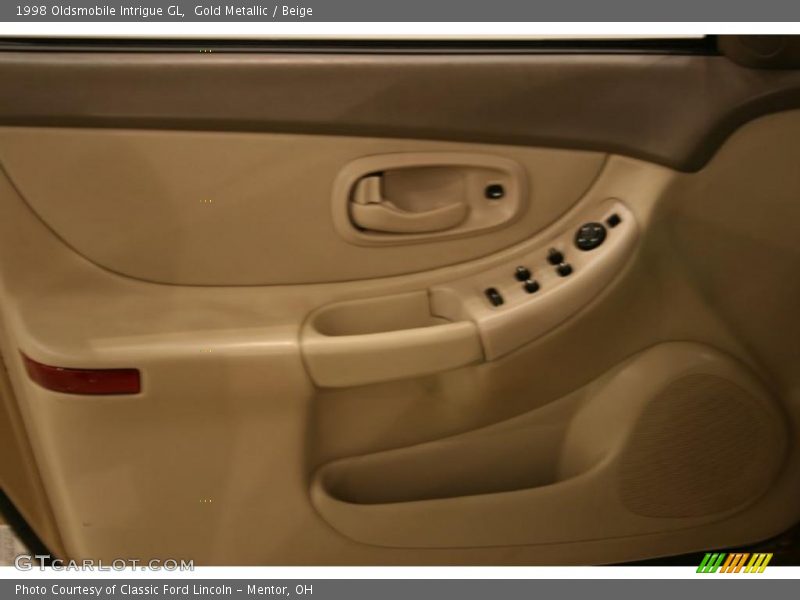 Gold Metallic / Beige 1998 Oldsmobile Intrigue GL