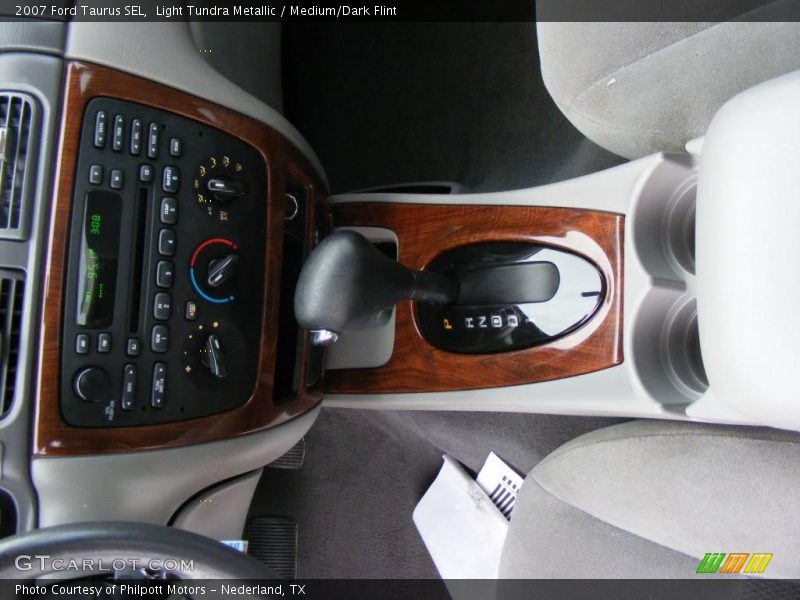 Light Tundra Metallic / Medium/Dark Flint 2007 Ford Taurus SEL
