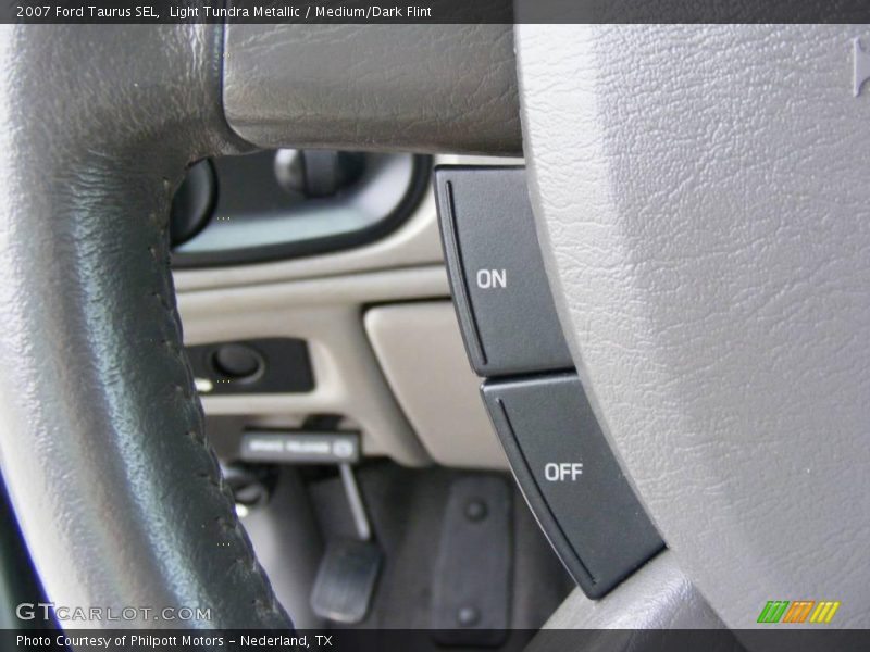 Light Tundra Metallic / Medium/Dark Flint 2007 Ford Taurus SEL