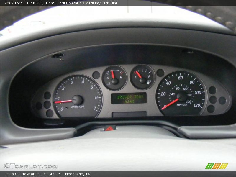 Light Tundra Metallic / Medium/Dark Flint 2007 Ford Taurus SEL