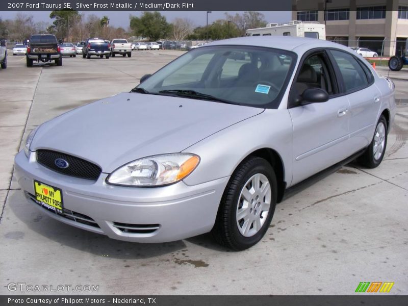 Silver Frost Metallic / Medium/Dark Flint 2007 Ford Taurus SE