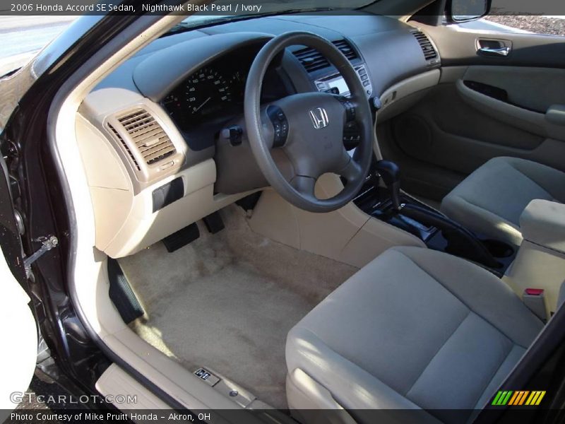 Nighthawk Black Pearl / Ivory 2006 Honda Accord SE Sedan