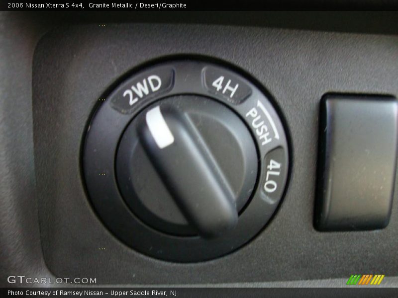 Granite Metallic / Desert/Graphite 2006 Nissan Xterra S 4x4