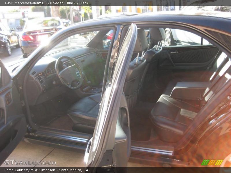 Black / Black 1996 Mercedes-Benz E 320 Sedan