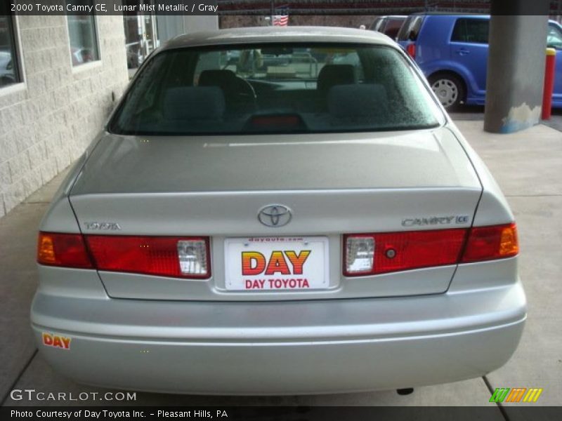 Lunar Mist Metallic / Gray 2000 Toyota Camry CE