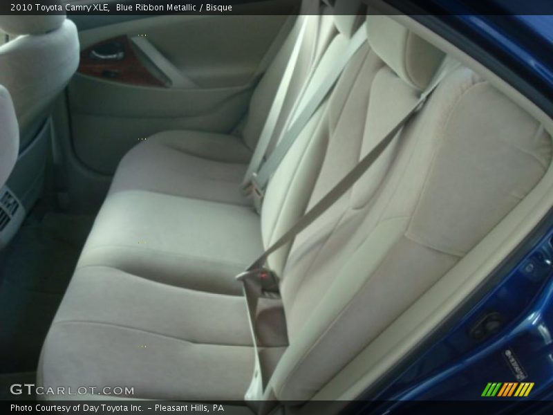 Blue Ribbon Metallic / Bisque 2010 Toyota Camry XLE