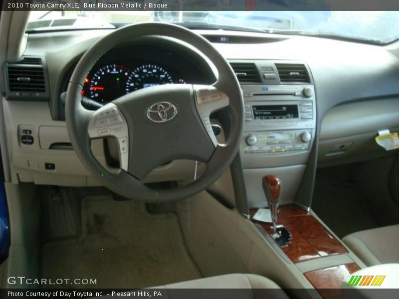 Blue Ribbon Metallic / Bisque 2010 Toyota Camry XLE