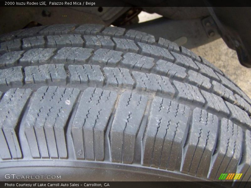 Palazzo Red Mica / Beige 2000 Isuzu Rodeo LSE
