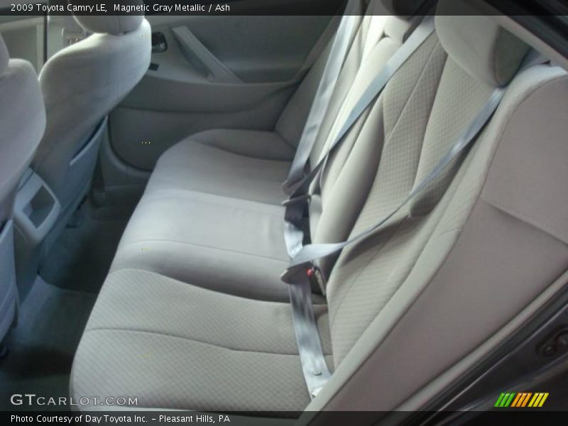 Magnetic Gray Metallic / Ash 2009 Toyota Camry LE