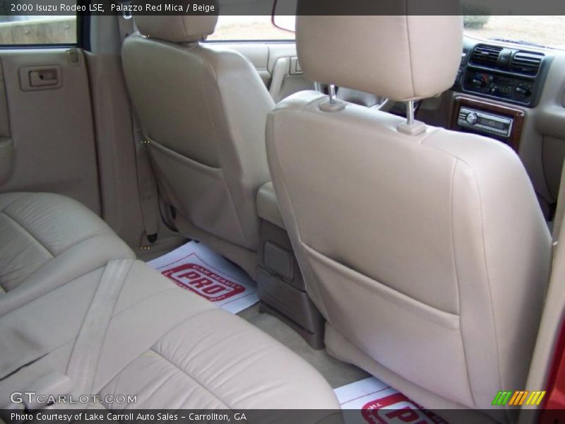 Palazzo Red Mica / Beige 2000 Isuzu Rodeo LSE