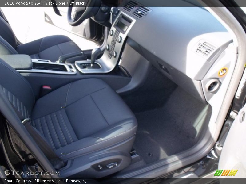 Black Stone / Off Black 2010 Volvo S40 2.4i