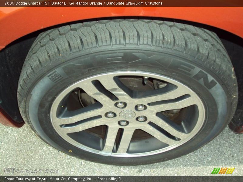 Go Mango! Orange / Dark Slate Gray/Light Graystone 2006 Dodge Charger R/T Daytona