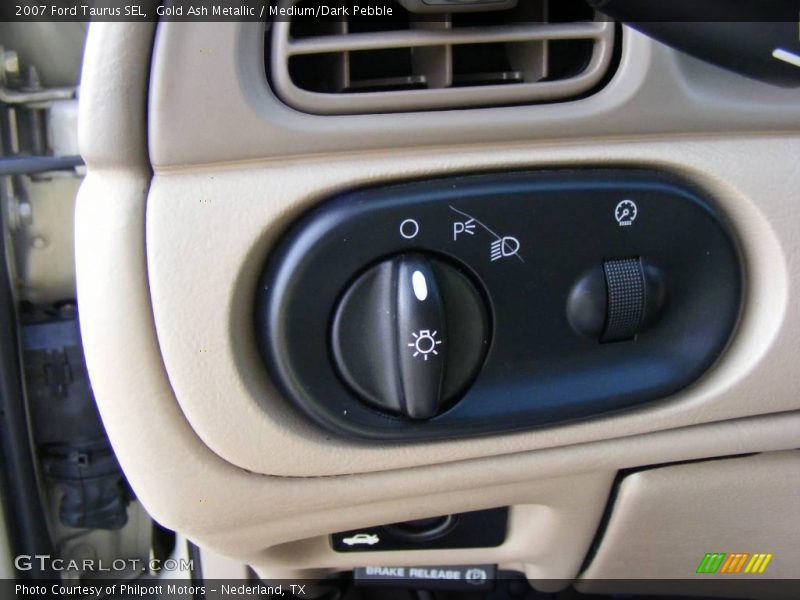 Gold Ash Metallic / Medium/Dark Pebble 2007 Ford Taurus SEL