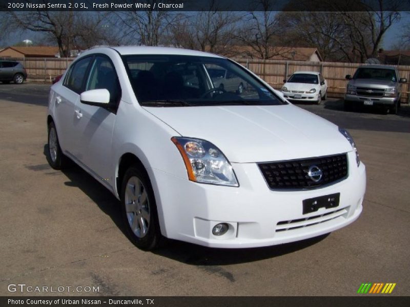 Fresh Powder White / Charcoal 2009 Nissan Sentra 2.0 SL