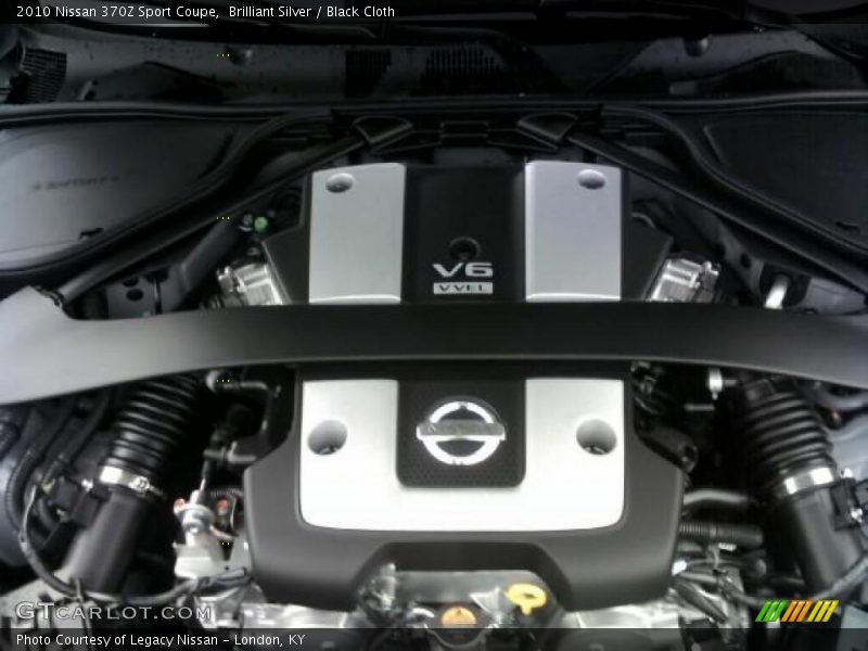 Brilliant Silver / Black Cloth 2010 Nissan 370Z Sport Coupe