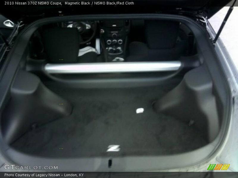 Magnetic Black / NISMO Black/Red Cloth 2010 Nissan 370Z NISMO Coupe