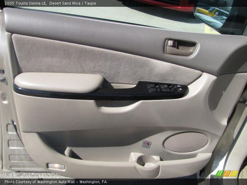 Desert Sand Mica / Taupe 2005 Toyota Sienna LE