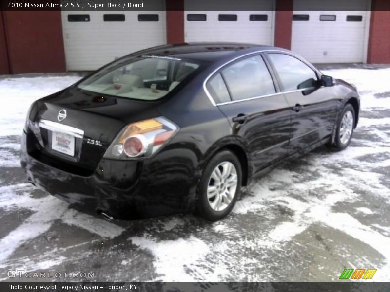 Super Black / Blond 2010 Nissan Altima 2.5 SL