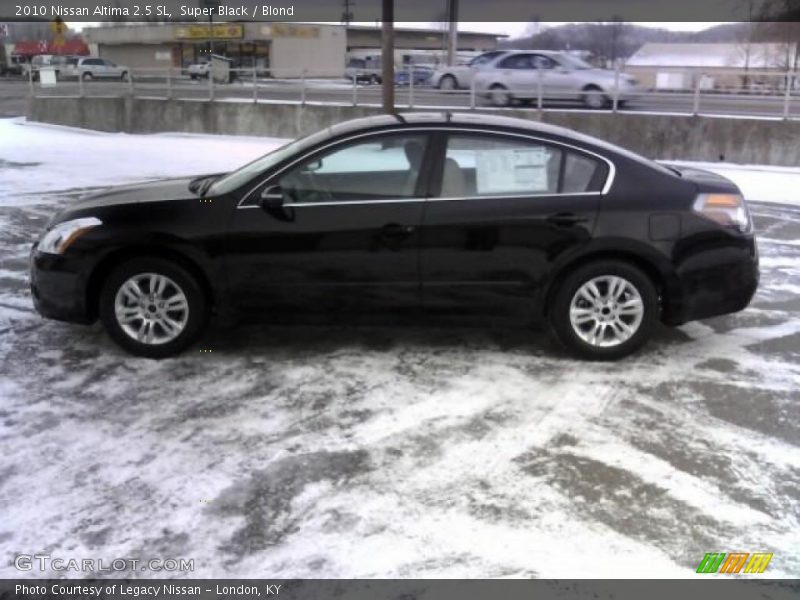 Super Black / Blond 2010 Nissan Altima 2.5 SL