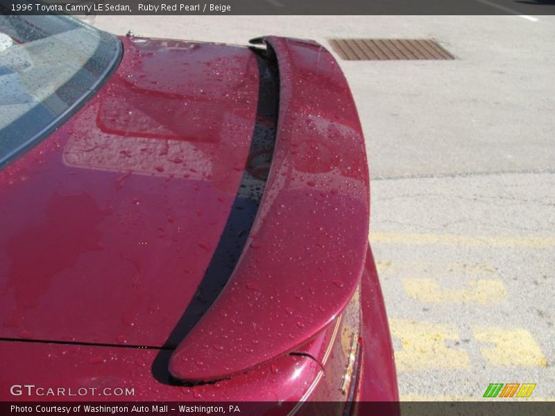 Ruby Red Pearl / Beige 1996 Toyota Camry LE Sedan