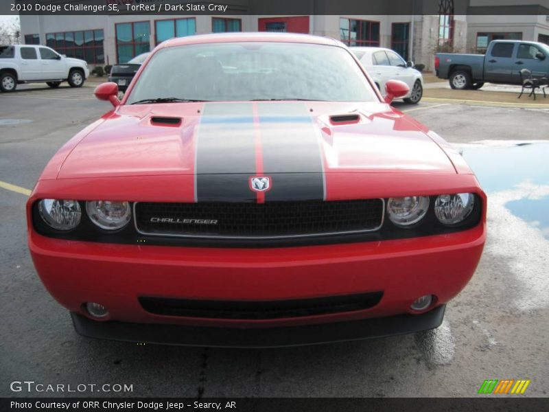 TorRed / Dark Slate Gray 2010 Dodge Challenger SE