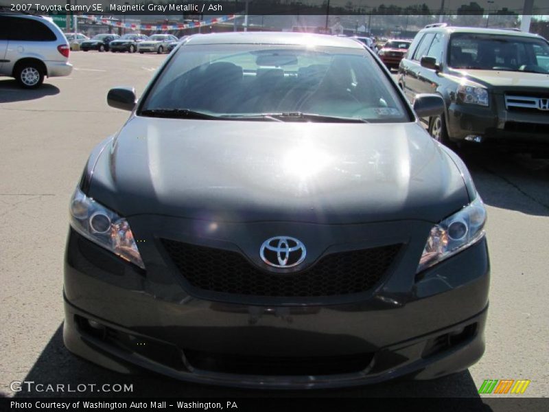 Magnetic Gray Metallic / Ash 2007 Toyota Camry SE