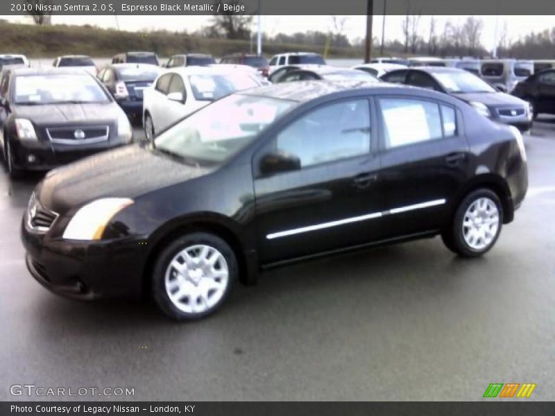 Espresso Black Metallic / Beige 2010 Nissan Sentra 2.0 S