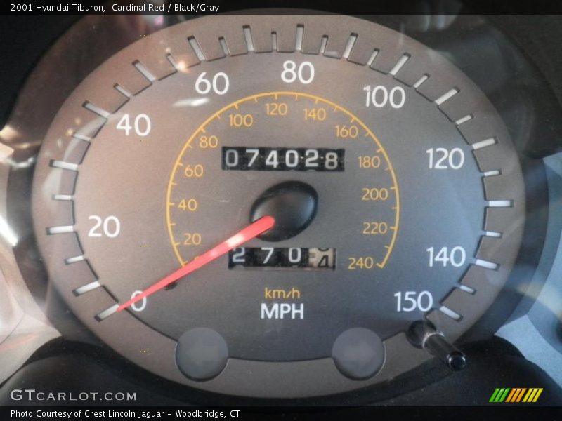 Cardinal Red / Black/Gray 2001 Hyundai Tiburon