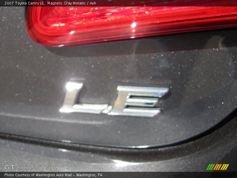 Magnetic Gray Metallic / Ash 2007 Toyota Camry LE