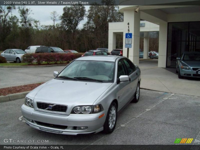 Silver Metallic / Taupe/Light Taupe 2003 Volvo S40 1.9T