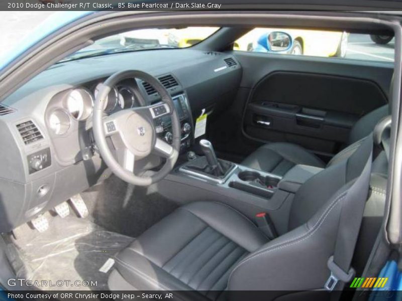 B5 Blue Pearlcoat / Dark Slate Gray 2010 Dodge Challenger R/T Classic