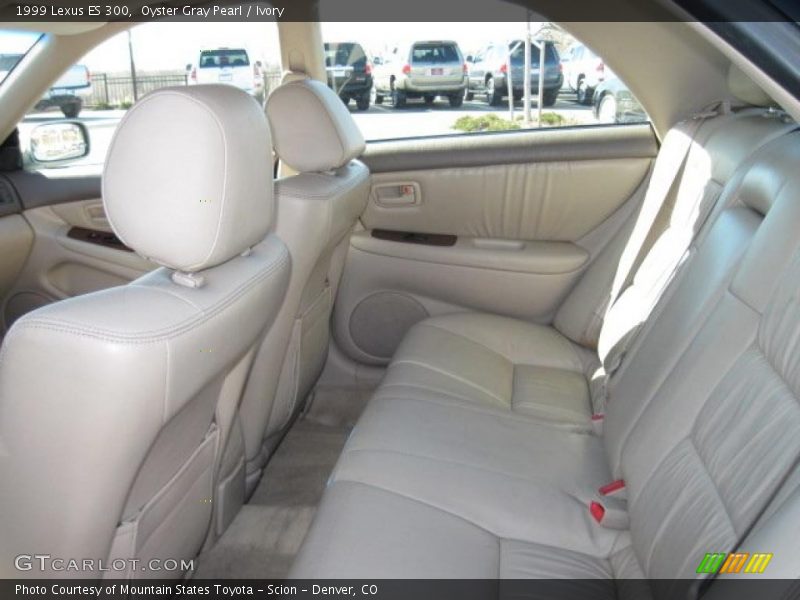 Oyster Gray Pearl / Ivory 1999 Lexus ES 300