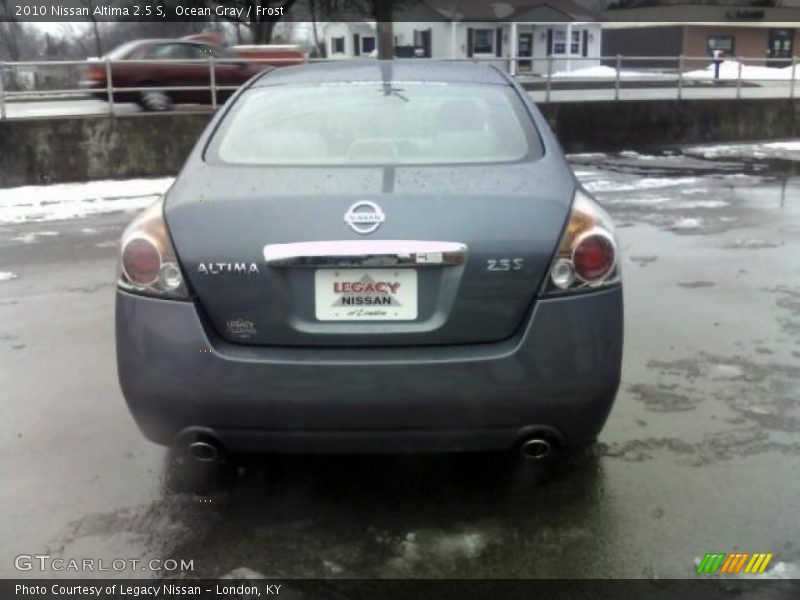 Ocean Gray / Frost 2010 Nissan Altima 2.5 S