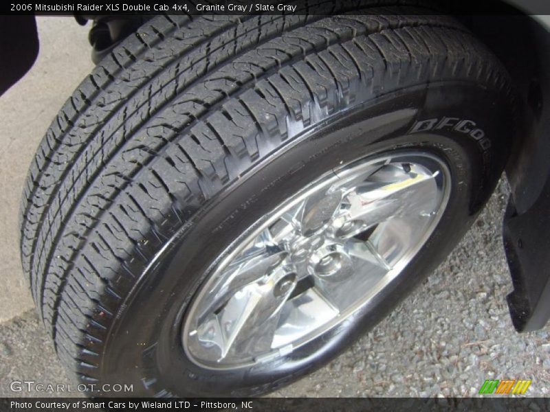 Granite Gray / Slate Gray 2006 Mitsubishi Raider XLS Double Cab 4x4