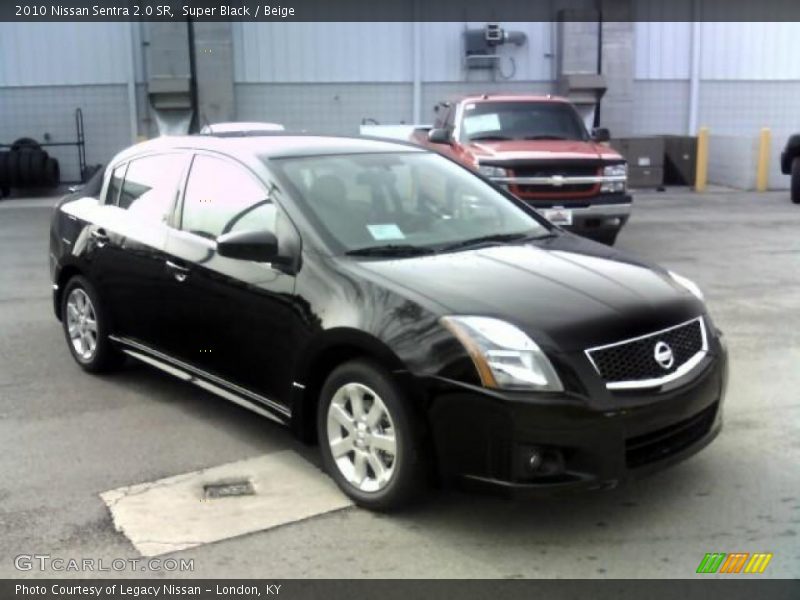 Super Black / Beige 2010 Nissan Sentra 2.0 SR