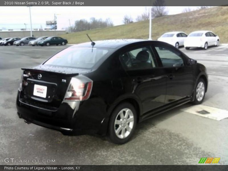 Super Black / Beige 2010 Nissan Sentra 2.0 SR