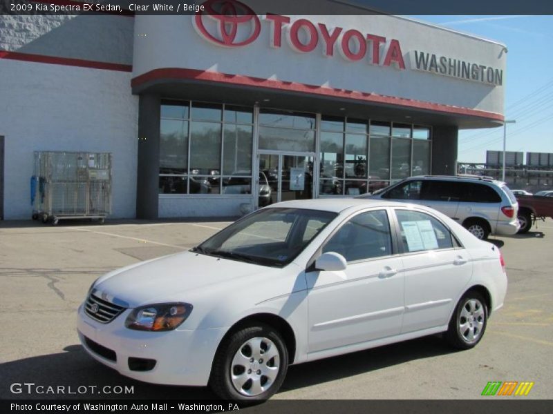 Clear White / Beige 2009 Kia Spectra EX Sedan