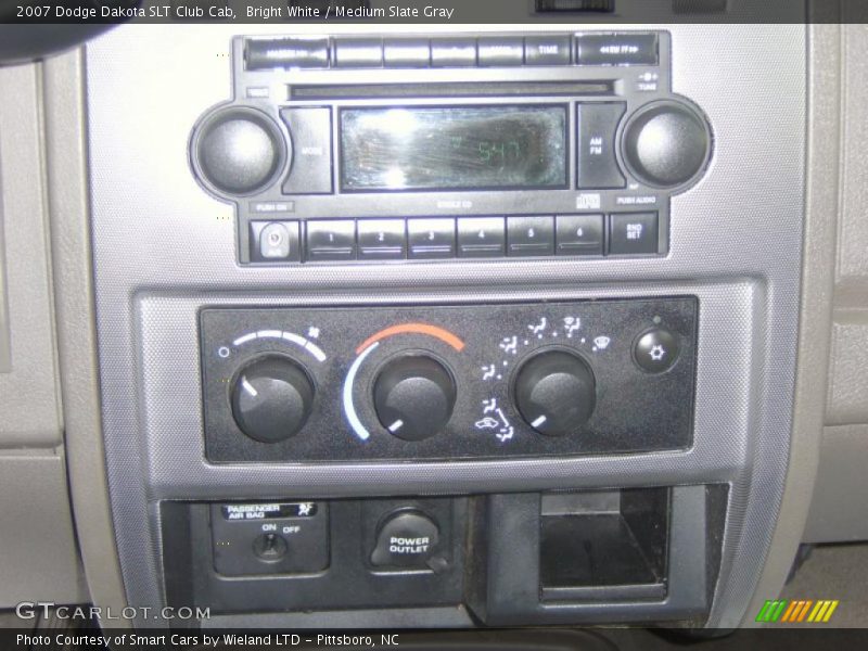 Bright White / Medium Slate Gray 2007 Dodge Dakota SLT Club Cab