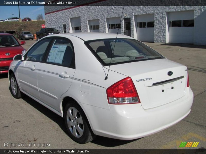 Clear White / Beige 2009 Kia Spectra EX Sedan