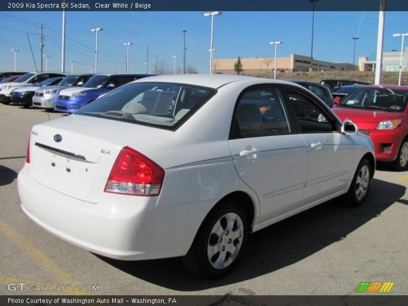 Clear White / Beige 2009 Kia Spectra EX Sedan