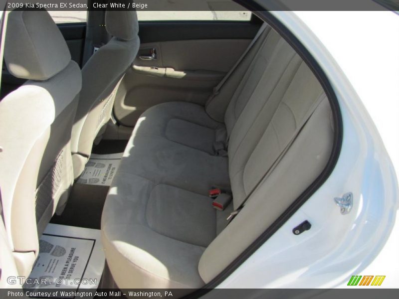 Clear White / Beige 2009 Kia Spectra EX Sedan