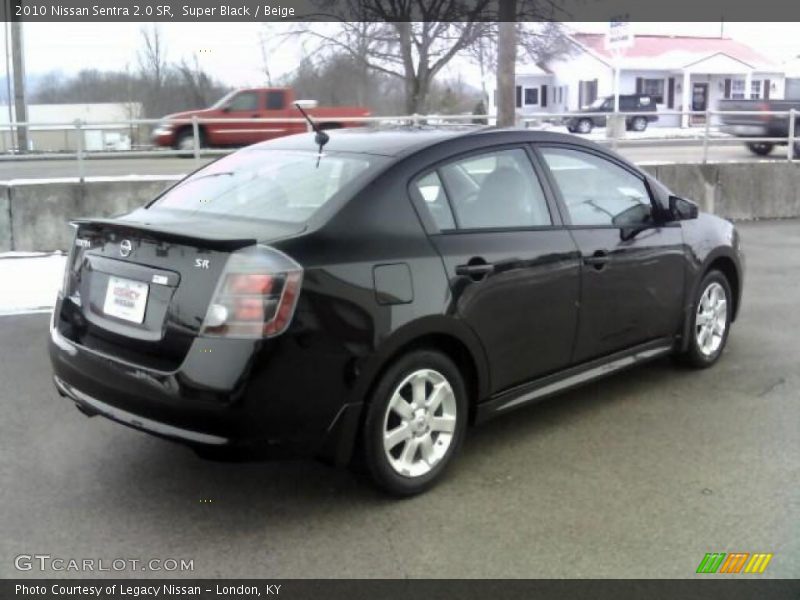 Super Black / Beige 2010 Nissan Sentra 2.0 SR
