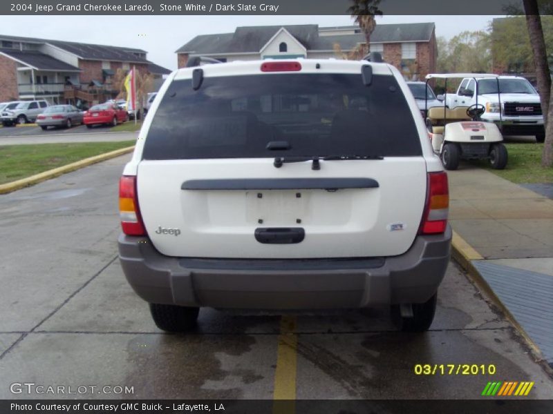 Stone White / Dark Slate Gray 2004 Jeep Grand Cherokee Laredo