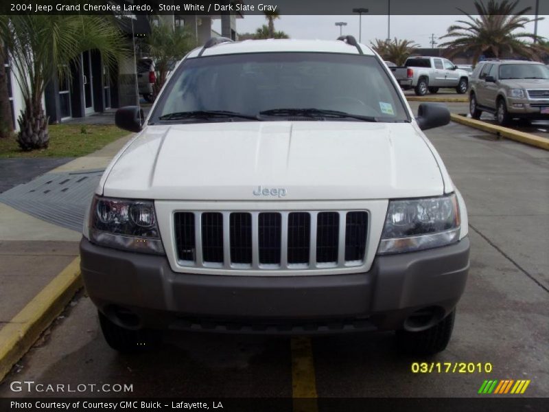 Stone White / Dark Slate Gray 2004 Jeep Grand Cherokee Laredo