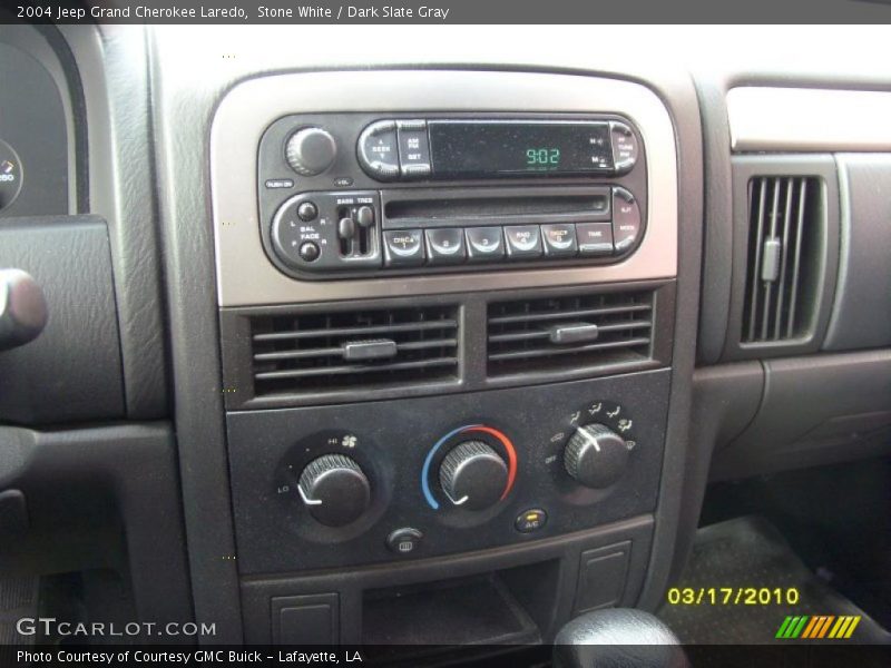 Stone White / Dark Slate Gray 2004 Jeep Grand Cherokee Laredo