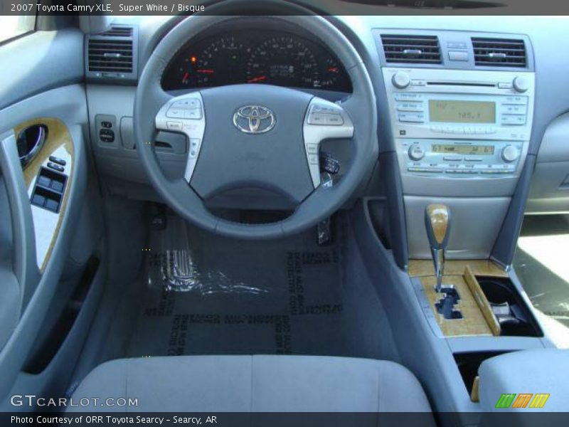 Super White / Bisque 2007 Toyota Camry XLE