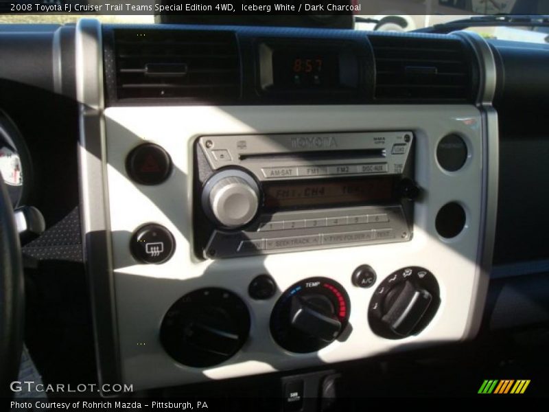 Iceberg White / Dark Charcoal 2008 Toyota FJ Cruiser Trail Teams Special Edition 4WD